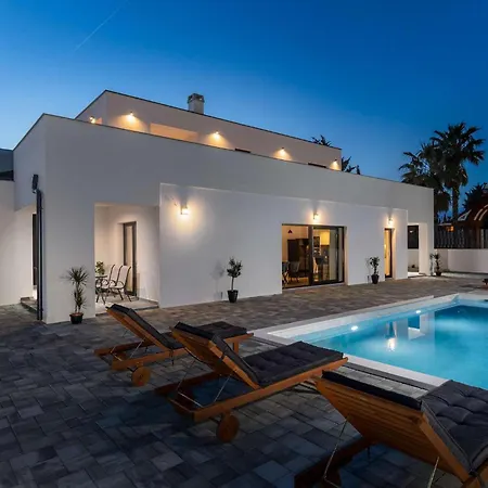 Feriehus Soline Sukošan